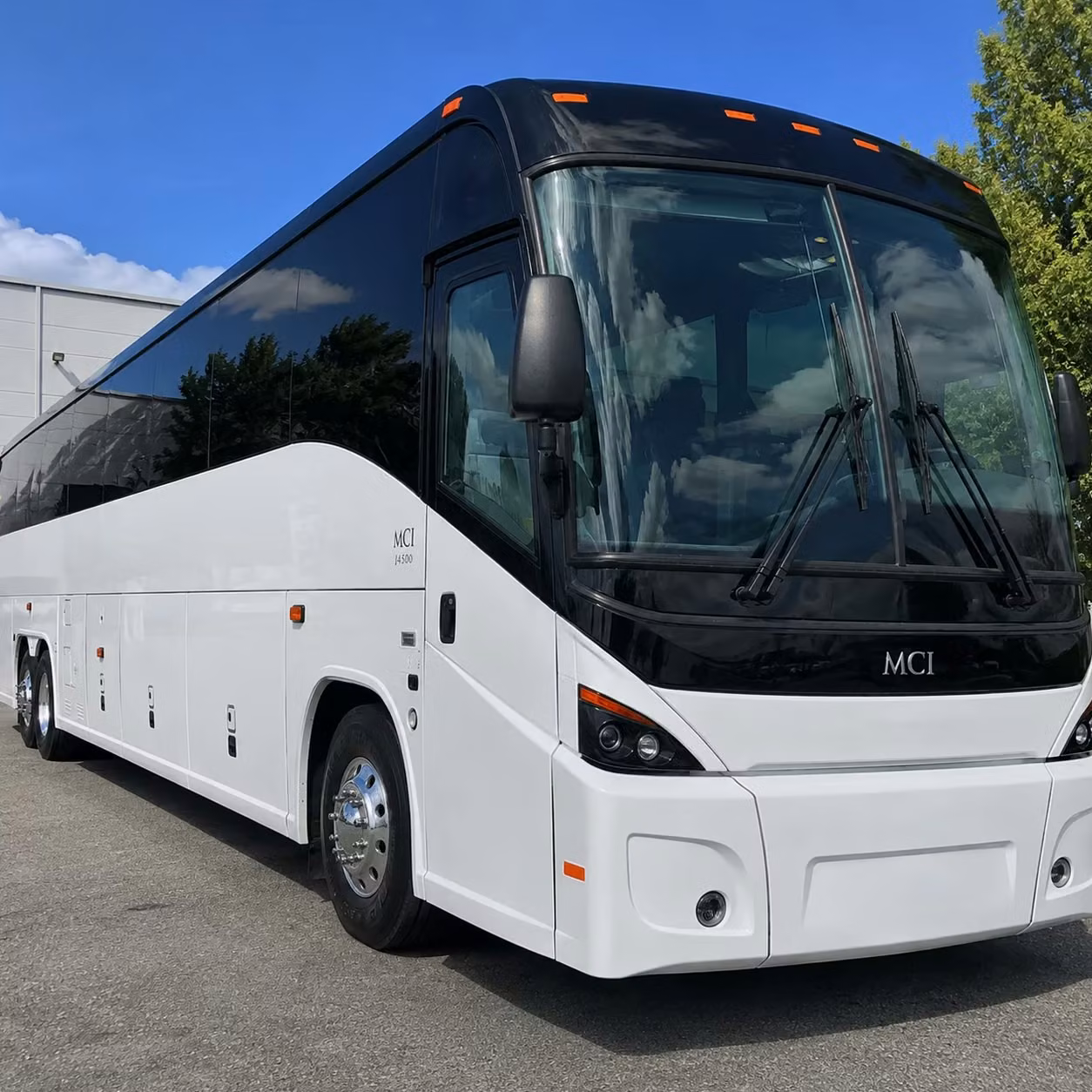 a private airport shuttle beats rideshares every single time for groups
