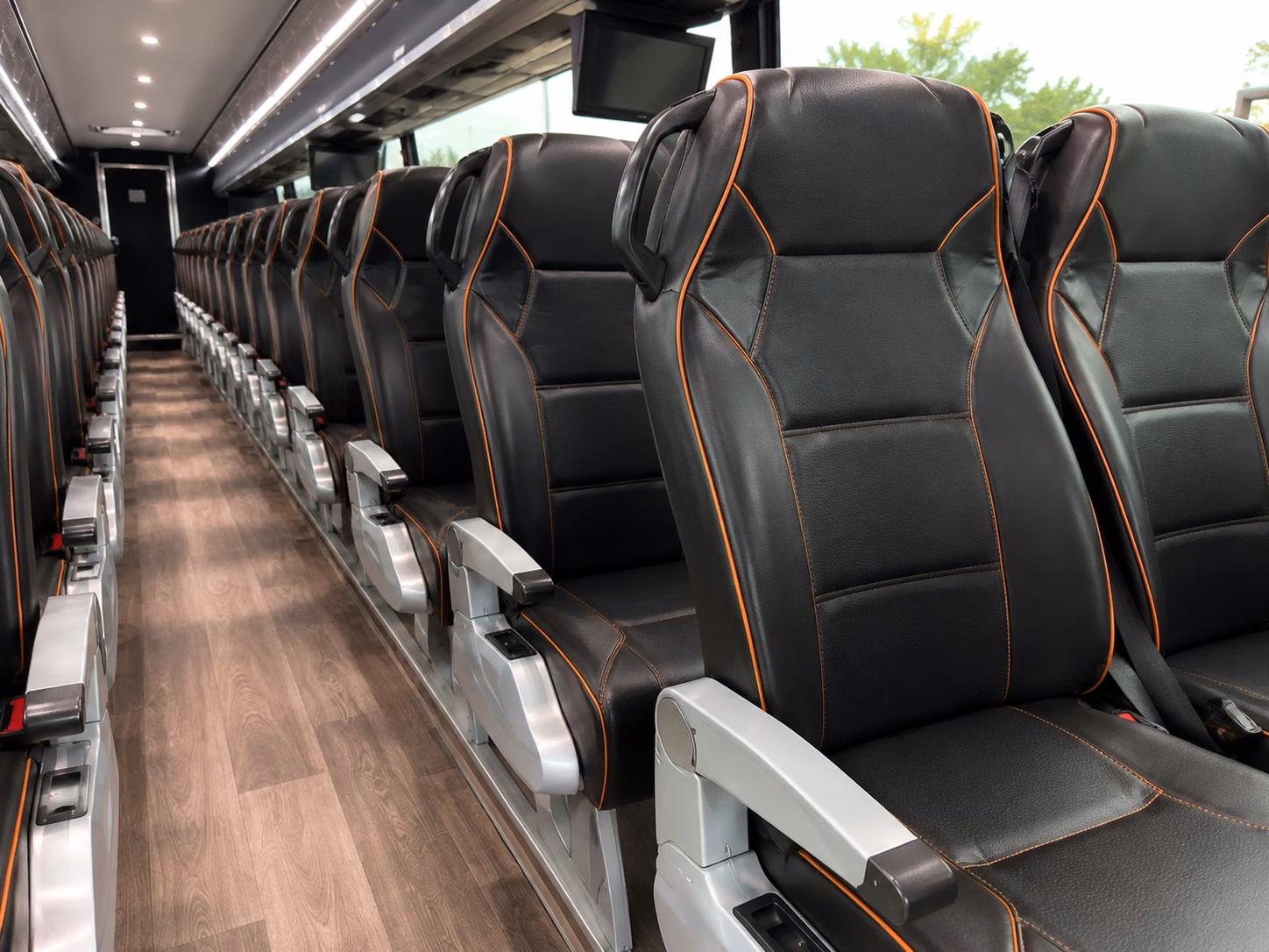 charter buses for large clinton prom groups and school organizations